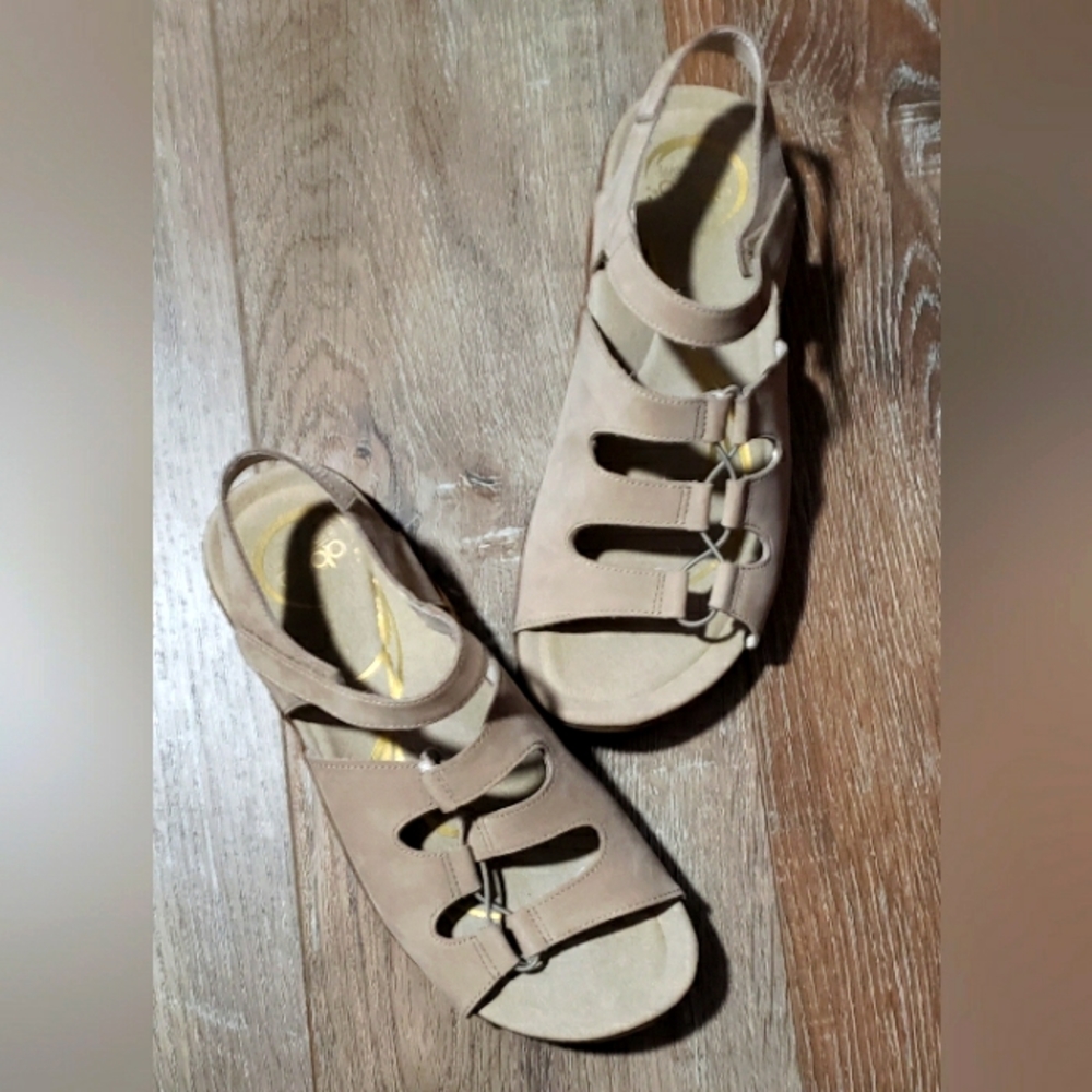 Abeo leather sandals